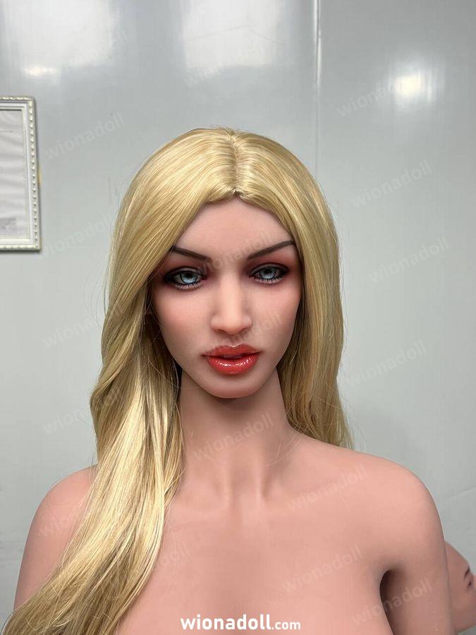 doll-and-man-sex-cTp84m6