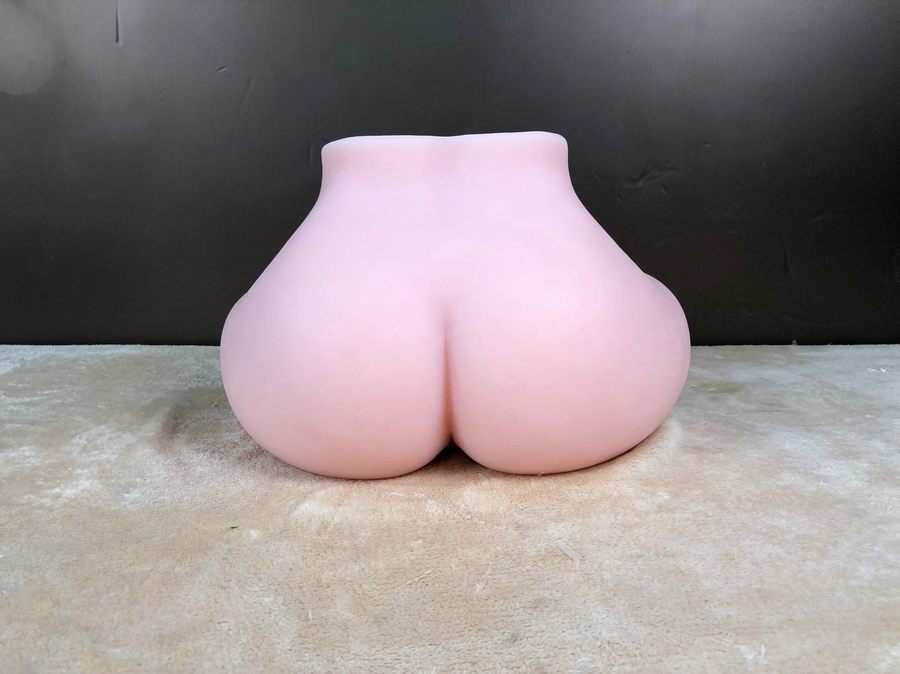 pink-torso-doll-k8uytx4